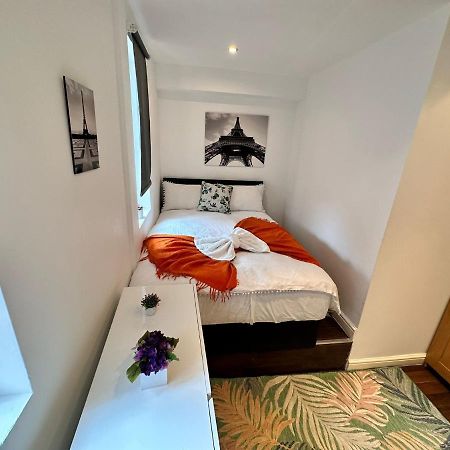 Central London 1-Bedroom Cozy Budget Apartment, Edgware Road Екстериор снимка