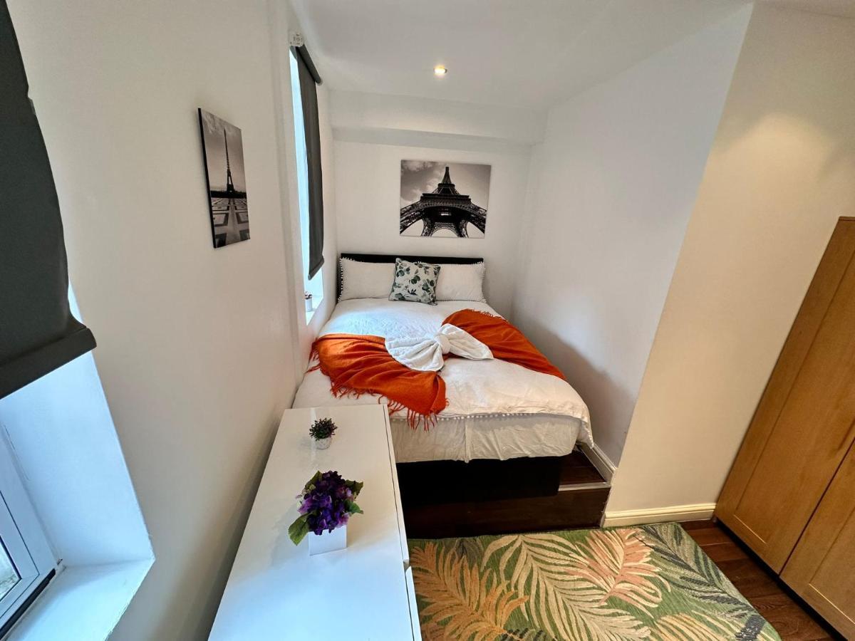 Central London 1-Bedroom Cozy Budget Apartment, Edgware Road Екстериор снимка